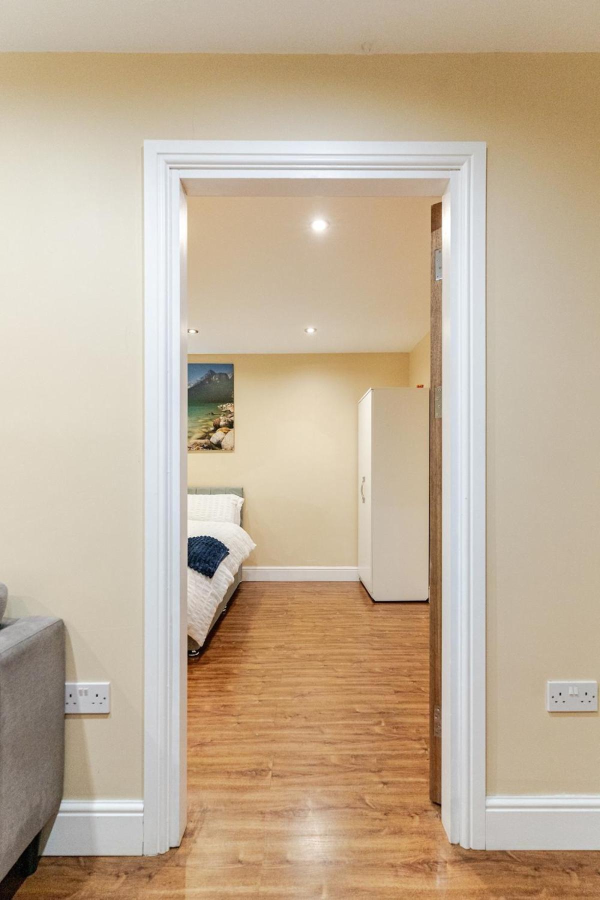 Cozy Flat In Walsall Town Centre Exterior foto